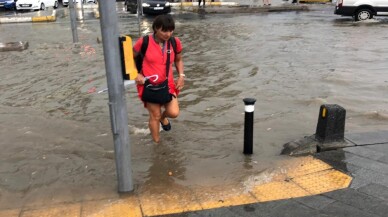 Üsküdar’da denizle kara birleşti