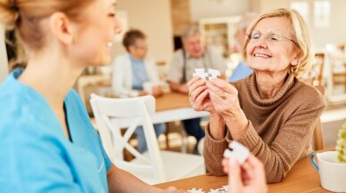 Alzheimer hastası ile empati kurun