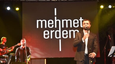 Dursunbey’de Mehmet Erdem ve Aydilge izdihamı