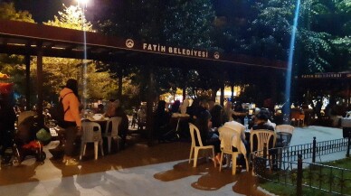 Fatih’te vatandaşlar parklara akın etti