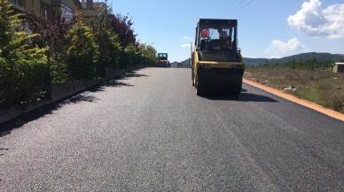 İzmit Belediyesi’nden asfalt seferberliği