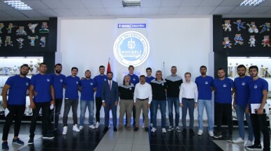 Kağıtspor Erkek Voleybol Takımı’nda imzalar atıld