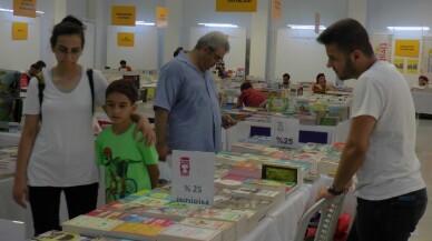 Maltepe Belediyesi Kitap Fuarı ‘Edebiyatın Eylül Durağı’ adıyla kapılarını açtı