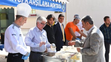 Öğrencilere ‘Hoş geldin’ aşuresi