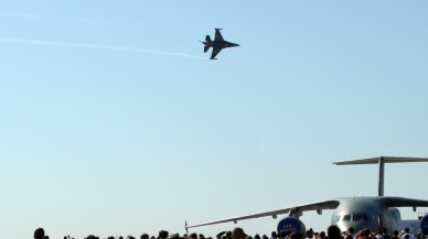 SoloTürk ve SU-35 TEKNOFEST’te nefes kesti