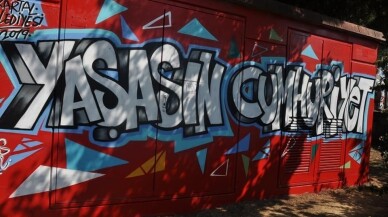 ‘Yaşasın Cumhuriyet’ graffitileri, Kartal’a renk kattı