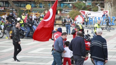 100 motosiklet Cumhuriyet için 140 kilometrelik kortej yaptı