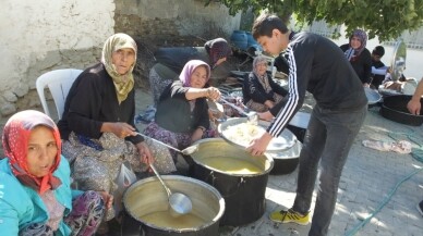 Balıkesir’de bayrak hayrında Barış Pınarı Harekatı için dua yapıldı