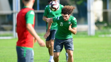 Bursaspor’da çifte imza