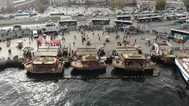 Balıkçılar bir süre daha Eminönü’nde faaliyet göstermeye devam edecek