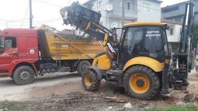 Kartepe Belediyesi’nden moloz uyarısı