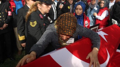 Kocaeli’de binlerce kişi şehidini uğurladı