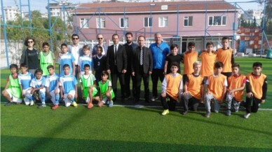 Okullar arası futbol turnuvası sona erdi