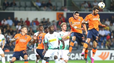 UEFA Avrupa Ligi: Medipol Başakşehir: 0 - Borussia Mönchengladbach: 0 (İlk yarı)