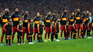 UEFA Şampiyonlar Lig: Galatasaray: 0 - Paris Saint Germain: 0 (Maç devam ediyor)