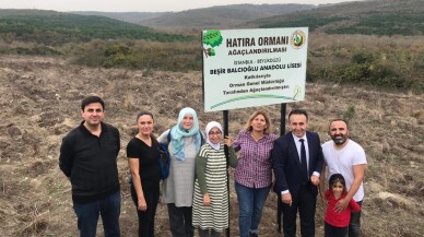 Beşir Balcıoğlu Anadolu Lisesi öğrencilerinden hatıra ormanı