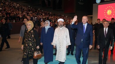 Cumhurbaşkanı Erdoğan: “İslam kardeşliğinin sınırı yoktur, hiç kimse bizim aramıza ayrılık tohumu ekemez”