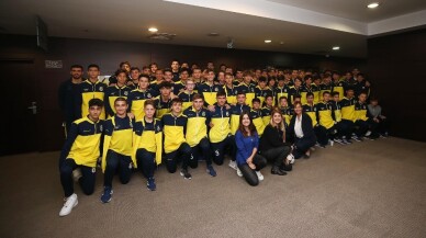 Fenerbahçeli sporcular, Sporda Şiddetsiz İletişim Eğitim Semineri’ne katıldı