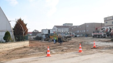 İnegöl’de beton yol kaplamasında yüzde 98 başarı elde edildi