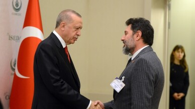 İSEDAK toplantısında aile fotoğrafı çekildi, Borsa İstanbul Genel Müdürü Hakan Atilla da fotoğrafa katıldı