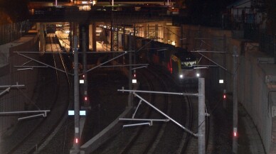 İstanbul Boğazı’ndan ilk yük treni geçti