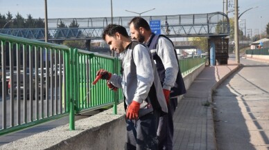 İzmit Belediyesi öğrencilerin kullandığı o yola sahip çıktı