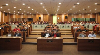 Kartal Belediyesi’nden erkek çalışanlara ‘Kadına Yönelik Şiddetle Mücadele’ semineri