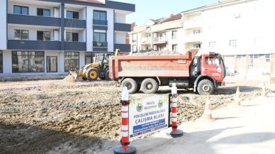 Kemalpaşa Mahallesinde 88 araçlık otoparkın yapımı sürüyor