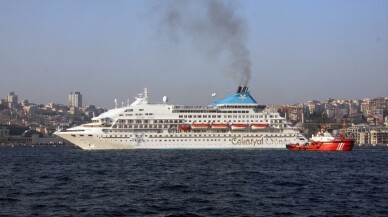 (ÖZEL) 550 yolculu Kruvaziyer gemisi İstanbul’da