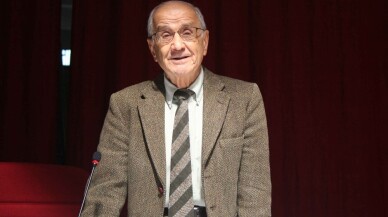 Prof. Dr. Mümtaz Soysal vefat etti