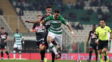 TFF 1. Lig: Bursaspor: 0 - Balıkesirspor: 0 (İlk yarı sonucu)