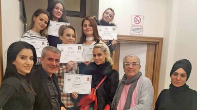 Uluslararası Profesyonel Makyözlük sertifikası aldılar
