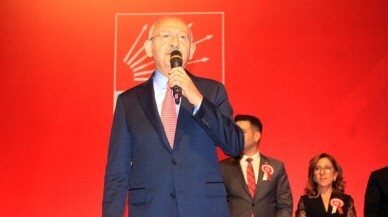 CHP Genel Başkanı Kılıçdaroğlu partisinin ‘Vefa Ödülleri’ programına katıldı