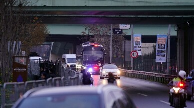 Derbi öncesi takım otobüsleri stada ulaştı