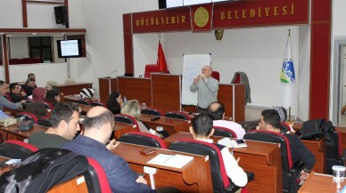 Eğitim seminerinde imar mevzuatı ele alındı