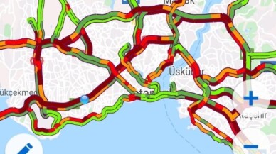 İstanbul’da yağış trafiği olumsuz etkiledi