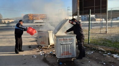 izmit’te caddeler 24 saat boyunca temizleniyor