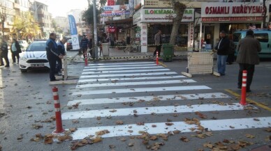 Körfez’de yaya geçidi çizgileri yenileniyor