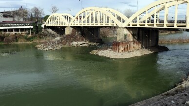 (Özel) Sakarya Nehri ölüm taşıyor