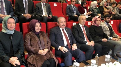 TBMM Başkanı Şentop, “Kadınların siyasette temsil oranlarını artırmak için en çok gayret eden kişi Cumhurbaşkanımızdır"