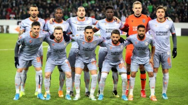 UEFA Avrupa Ligi: B. Mönchengladbach: 1 - Medipol Başakşehir: 1 (İlk yarı)