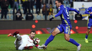 Ziraat Türkiye Kupası: İstanbulspor: 0 - Fenerbahçe: 0 (İlk yarı)