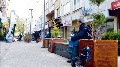 Altıeylül’de sokak yenilemeleri devam ediyor