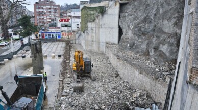 Altıparmak Meydanı’nda ’güvenlik’ düzenlemesi