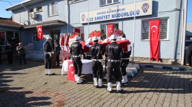 Kanserden hayatını kaybeden polis gözyaşlarıyla uğurlandı