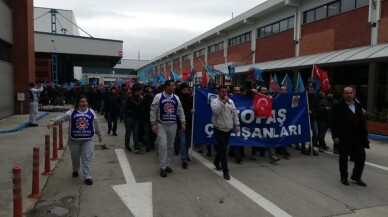 Otomotiv sektöründe üretim durdu...İşçiler yüzde 8’lik zammı beğenmediler, iş bıraktılar