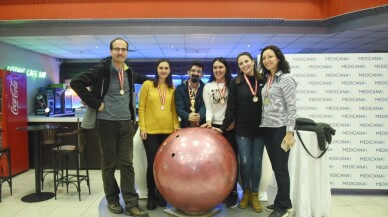 Sağlık çalışanlarının bowling heyecanı