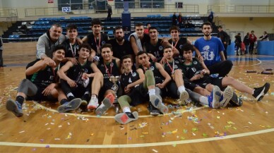 Sakarya Büyükşehir 18 yaş altı basket takımından başarı