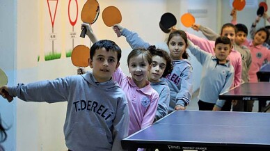 Masa tenisi kursuna öğrencilerden yoğun ilgi