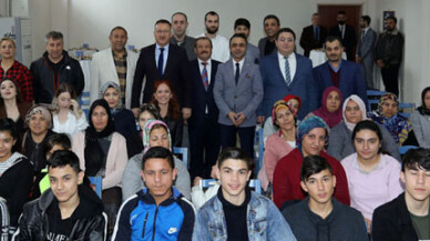 “Adapazarı Belediyesi Geleceğe Işık Tutuyor” projesinin tanıtımı yapıldı